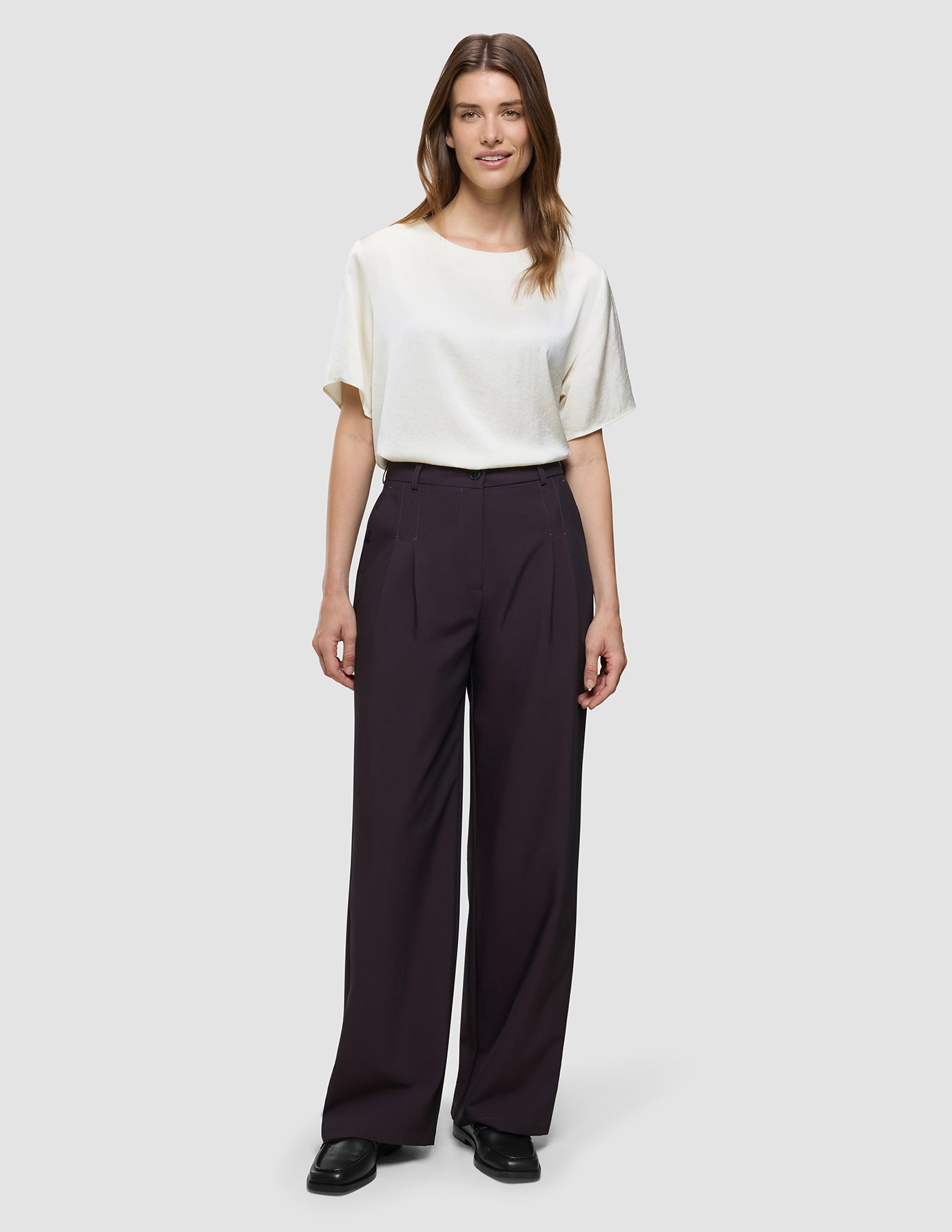 Women's Avira Pants Wide Burgundy Berry